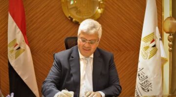 للمرة الثانية خلال أسبوع.. وزير التعليم العالي يصدر قرارًا بإغلاق كيانين وهميين بمحافظة المنيا